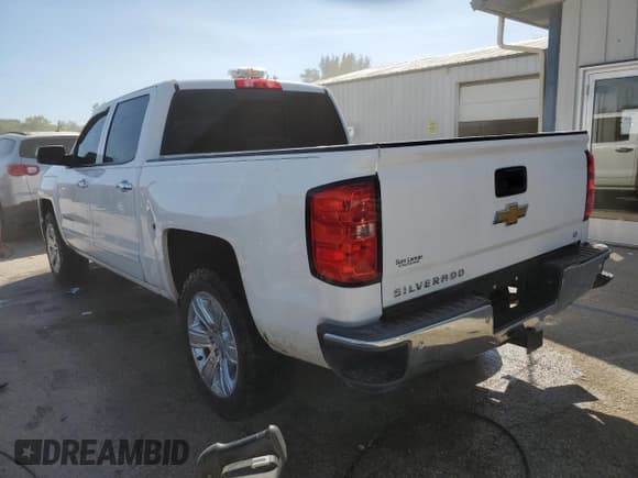 ✅ 2015 Chevrolet Silverado 1500 LT • VIN: 3GCUKREC2FG296582 • Лот: 70298104. Опубликован ранее на Copart с пробегом 117 524 миль. Бесплатный доступ к архиву аукционных продаж из США и подробный отчёт об истории автомобиля на DreamBid. Изображение 2.
