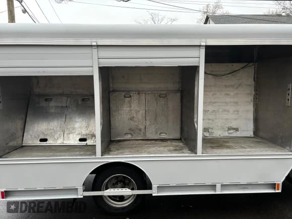 ✅ 2019 Isuzu NRR IBT • VIN: JALE5W167K7301631 • Lot: 52779745. Listed on Copart with 100,482 mi. Free auction sales archive from the USA and detailed vehicle history report at DreamBid. Image 9.