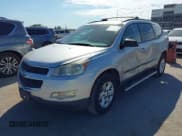 ✅ 2012 Chevrolet Traverse LS • VIN: 1GNKRFED0CJ203957 • Лот: 43375085. Опубликован ранее на IAAI с пробегом 174 348 миль. Бесплатный доступ к архиву аукционных продаж из США и подробный отчёт об истории автомобиля на DreamBid. Изображение 2.
