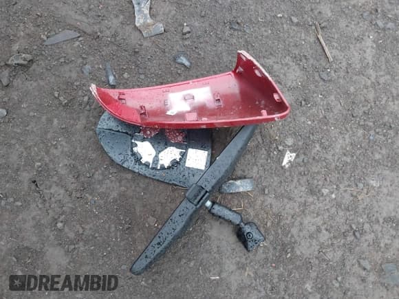 ✅ 2019 Hyundai Elantra SE • VIN: 5NPD74LF8KH493887 • Lot: 41824058. Listed on IAAI with 53,107 mi. Free auction sales archive from the USA and detailed vehicle history report at DreamBid. Image 12.