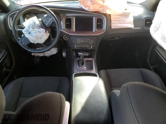 2019 Dodge Charger R/T z VIN 2C3CDXCT5KH633192, wystawiony jako Copart lot #86598965 z przebiegiem 116 512 mil mil oraz Szkoda całkowita • Salvage title. Historia ofert i sprzedaży dostępna na DreamBid. Obrazek 8.