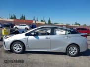 ✅ 2020 Toyota Prius LE • VIN: JTDKARFU2L3123645 • Lot: 43466371. Listed on IAAI with 17,856 mi. Free auction sales archive from the USA and detailed vehicle history report at DreamBid. Image 14.