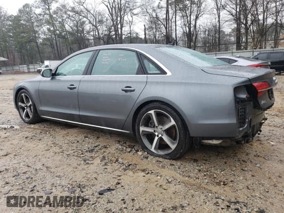 ✅ 2015 Audi A8 3.0L TDI • VIN: WAU3MAFD6FN032705 • Лот: 45220044. Опубликован ранее на Copart с пробегом 66 171 миль. Бесплатный доступ к архиву аукционных продаж из США и подробный отчёт об истории автомобиля на DreamBid. Изображение 2.
