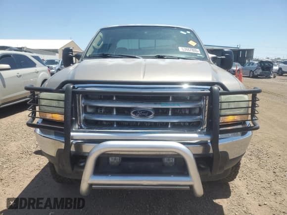 ✅ 2003 Ford F-250 XL • VIN: 1FTNW21F03EA11977 • Лот: 63687805. Опубликован ранее на Copart с пробегом 162 059 миль. Бесплатный доступ к архиву аукционных продаж из США и подробный отчёт об истории автомобиля на DreamBid. Изображение 5.
