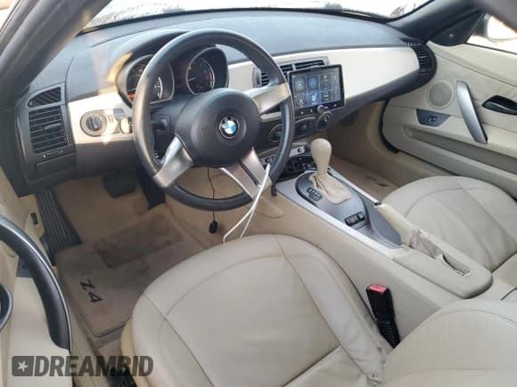 ✅ 2003 BMW Z4 2.5i • VIN: 4USBT33423LS47498 • Lot: 75129264. Listed on Copart with 65,843 mi. Free auction sales archive from the USA and detailed vehicle history report at DreamBid. Image 8.