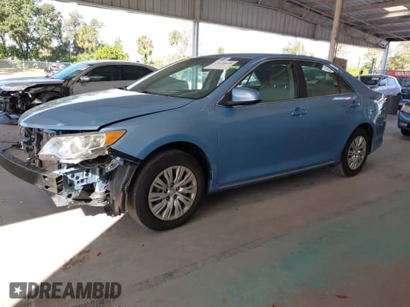 ✅ 2014 Toyota Camry SE • VIN: 4T1BF1FK0EU730380 • Lot: 43649028. Listed on IAAI with 44,193 mi. Free auction sales archive from the USA and detailed vehicle history report at DreamBid. Image 17.
