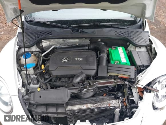 ✅ 2015 Volkswagen Beetle Fleet Edition • VIN: 3VWF17AT6FM608021 • Lot: 41035216. Listed on IAAI with 97,892 mi. Free auction sales archive from the USA and detailed vehicle history report at DreamBid. Image 10.