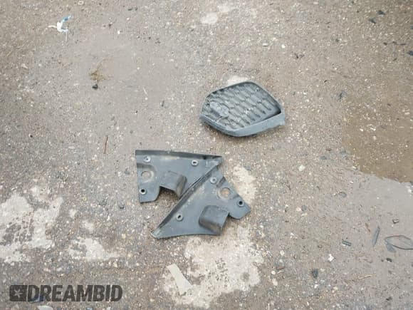 ✅ 2010 Chevrolet Camaro LS • VIN: 2G1FA1EV3A9193925 • Lot: 42136227. Listed on IAAI with 167,194 mi. Free auction sales archive from the USA and detailed vehicle history report at DreamBid. Image 12.