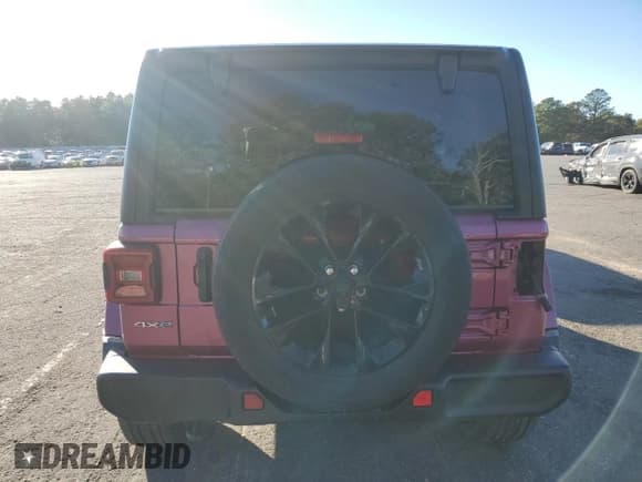 ✅ 2021 Jeep Wrangler Unlimited Sahara • VIN: 1C4JJXP62MW862191 • Lot: 90273695. Wystawiony na Copart z przebiegiem 63 382 mil. Bezpłatny archiwum sprzedaży aukcyjnych z USA i szczegółowy raport historii pojazdu na DreamBid. Zdjęcie 6.