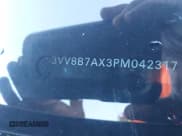 ✅ 2023 Volkswagen Tiguan SE R-Line Black • VIN: 3VV8B7AX3PM042317 • Lot: 43762627. Wystawiony na IAAI z przebiegiem 24 060 mil. Bezpłatny archiwum sprzedaży aukcyjnych z USA i szczegółowy raport historii pojazdu na DreamBid. Zdjęcie 17.