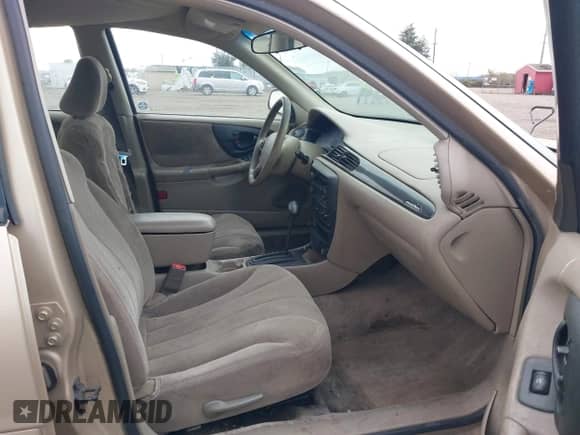 2002 Chevrolet Malibu z VIN 1G1ND52J22M540239, wystawiony jako IAAI lot #40608677 z przebiegiem 155 689 mil mil oraz . Historia ofert i sprzedaży dostępna na DreamBid. Obrazek 5.