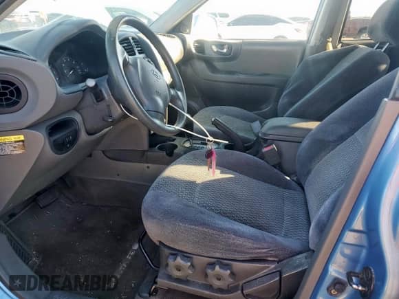 2004 Hyundai Santa Fe with VIN KM8SB12B64U826594, listed as a Copart auction lot 90612545 with 101,208 mi miles and Salvage title. Bid and sale history available at DreamBid. Image 7.