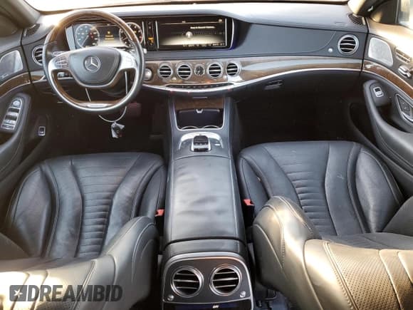 ✅ 2016 Mercedes-Benz S 550 • VIN: WDDUG8FB6GA209158 • Lot: 86133905. Wystawiony na Copart z przebiegiem 96 417 mil. Bezpłatny archiwum sprzedaży aukcyjnych z USA i szczegółowy raport historii pojazdu na DreamBid. Zdjęcie 8.