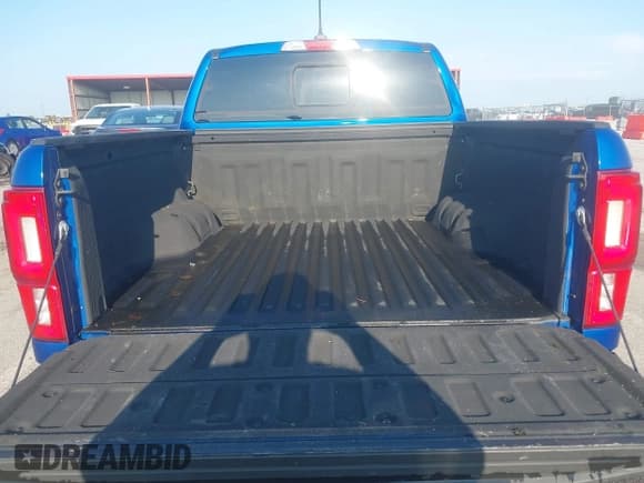 ✅ 2019 Ford Ranger XL • VIN: 1FTER4FH1KLA75677 • Lot: 42964419. Listed on IAAI with 77,978 mi. Free auction sales archive from the USA and detailed vehicle history report at DreamBid. Image 18.