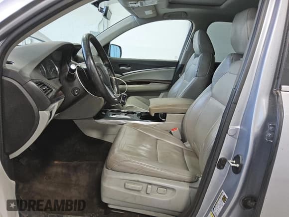 ✅ 2016 Acura MDX • VIN: 5FRYD3H28GB021560 • Lot: 69963815. Wystawiony na Copart z przebiegiem 200 297 mil. Bezpłatny archiwum sprzedaży aukcyjnych z USA i szczegółowy raport historii pojazdu na DreamBid. Zdjęcie 7.