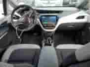 2017 Chevrolet Bolt EV LT z VIN 1G1FW6S05H4130250, wystawiony jako Copart lot #80927253 z przebiegiem 36 740 mil mil oraz . Historia ofert i sprzedaży dostępna na DreamBid. Obrazek 8.