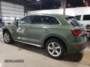 ✅ 2023 Audi Q5 Premium • VIN: WA1ABAFY1P2082847 • Lot: 70024975. Wystawiony na Copart z przebiegiem 27 295 mil. Bezpłatny archiwum sprzedaży aukcyjnych z USA i szczegółowy raport historii pojazdu na DreamBid. Zdjęcie 2.