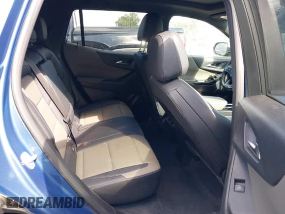 ✅ 2025 Chevrolet Equinox FWD LT • VIN: 3GNAXHEG7SL161690 • Lot: 42584703. Wystawiony na IAAI z przebiegiem 8 978 mil. Bezpłatny archiwum sprzedaży aukcyjnych z USA i szczegółowy raport historii pojazdu na DreamBid. Zdjęcie 8.