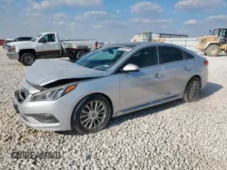 ✅ 2015 Hyundai Sonata Limited • VIN: 5NPE34AF1FH038453 • Лот: 82203525. Опубликован ранее на Copart с пробегом 182 878 миль. Бесплатный доступ к архиву аукционных продаж из США и подробный отчёт об истории автомобиля на DreamBid. Изображение 1.