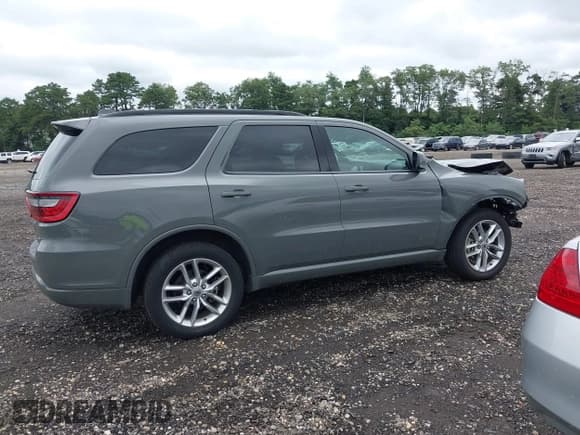 ✅ 2022 Dodge Durango GT Plus • VIN: 1C4RDJDG5NC214495 • Lot: 43039342. Wystawiony na IAAI z przebiegiem 22 384 mil. Bezpłatny archiwum sprzedaży aukcyjnych z USA i szczegółowy raport historii pojazdu na DreamBid. Zdjęcie 13.
