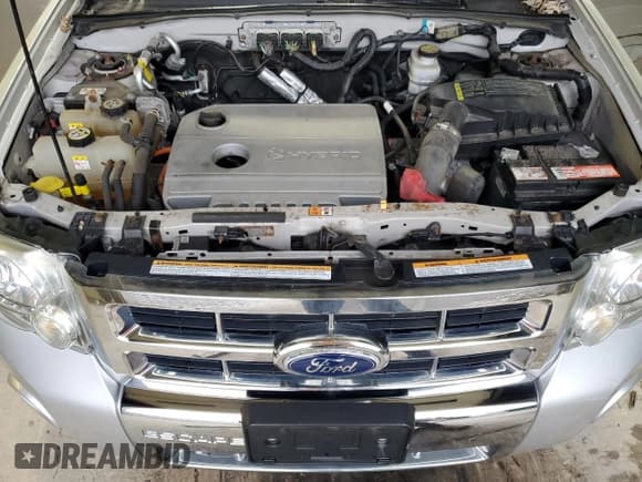 ✅ 2010 Ford Escape Hybrid • VIN: 1FMCU4K39AKB24950 • Lot: 90033485. Listed on Copart with 163,409 mi. Free auction sales archive from the USA and detailed vehicle history report at DreamBid. Image 12.