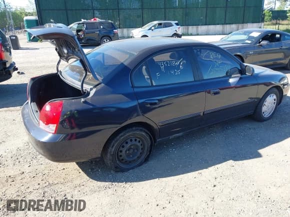 ✅ 2004 Hyundai Elantra GLS • VIN: KMHDN46D64U809095 • Lot: 42305429. Wystawiony na IAAI z przebiegiem Nie podano. Bezpłatny archiwum sprzedaży aukcyjnych z USA i szczegółowy raport historii pojazdu na DreamBid. Zdjęcie 4.