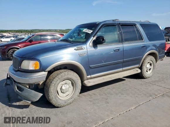 ✅ 2001 Ford Expedition Eddie Bauer • VIN: 1FMFU18L71LA73686 • Lot: 50629845. Listed on Copart with 143,627 mi. Free auction sales archive from the USA and detailed vehicle history report at DreamBid. Image 1.