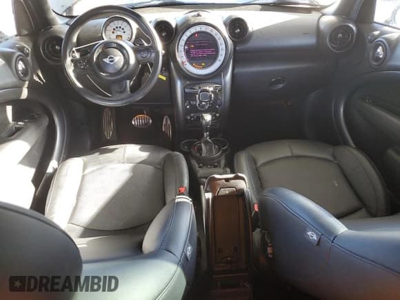 ✅ 2013 MINI Countryman S • VIN: WMWZC3C56DWP24458 • Lot: 93453685. Listed on Copart with 124,187 mi. Free auction sales archive from the USA and detailed vehicle history report at DreamBid. Image 8.