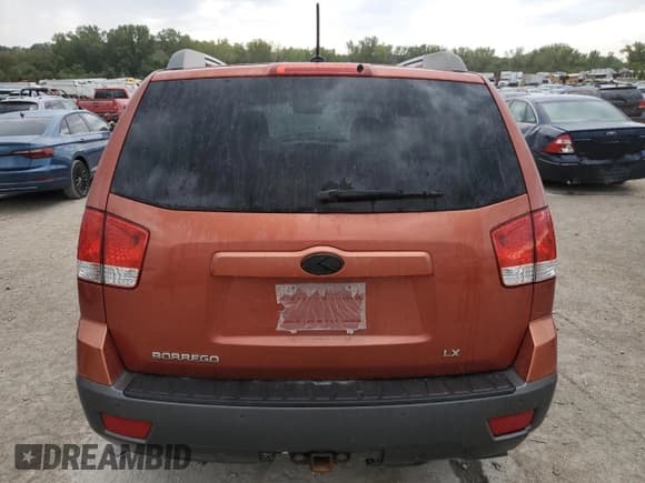 ✅ 2009 Kia Borrego EX • VIN: KNDJH741995012866 • Lot: 72178994. Listed on Copart with 168,761 mi. Free auction sales archive from the USA and detailed vehicle history report at DreamBid. Image 6.