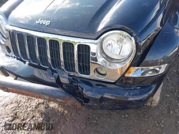 ✅ 2006 Jeep Liberty Limited • VIN: 1J8GL58K56W173410 • Лот: 43011345. Опубликован ранее на IAAI с пробегом 161 000 миль. Бесплатный доступ к архиву аукционных продаж из США и подробный отчёт об истории автомобиля на DreamBid. Изображение 6.