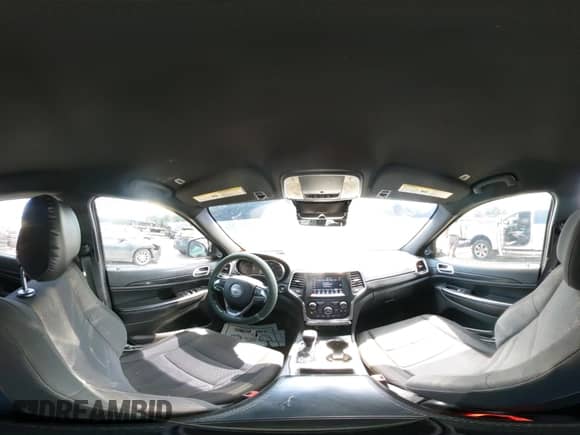 2020 Jeep Grand Cherokee Altitude z VIN 1C4RJEAG0LC182573, wystawiony jako IAAI lot #42623128 z przebiegiem 106 817 mil mil oraz . Historia ofert i sprzedaży dostępna na DreamBid. Obrazek 18.