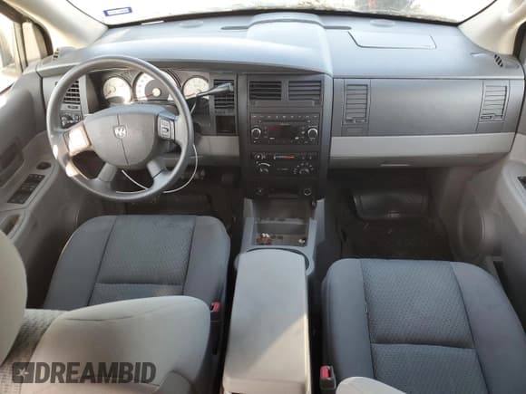 ✅ 2008 Dodge Durango • VIN: 1D8HB38N28F155819 • Лот: 56203905. Опубликован ранее на Copart с пробегом 85 945 миль. Бесплатный доступ к архиву аукционных продаж из США и подробный отчёт об истории автомобиля на DreamBid. Изображение 8.