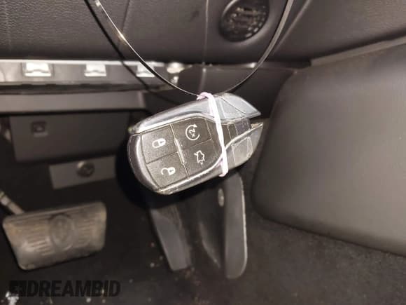 ✅ 2014 Maserati Ghibli S Q4 • VIN: ZAM57RTA6E1083876 • Лот: 43564376. Опубликован ранее на IAAI с пробегом 81 403 миль. Бесплатный доступ к архиву аукционных продаж из США и подробный отчёт об истории автомобиля на DreamBid. Изображение 11.