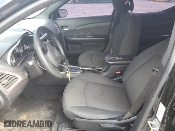 ✅ 2014 Dodge Avenger SE • VIN: 1C3CDZAB1EN194008 • Лот: 69398484. Опубликован ранее на Copart с пробегом 193 458 миль. Бесплатный доступ к архиву аукционных продаж из США и подробный отчёт об истории автомобиля на DreamBid. Изображение 7.