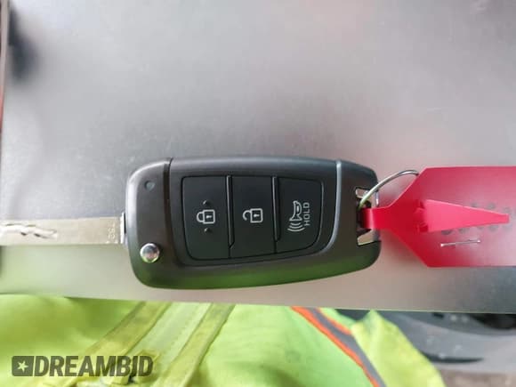 ✅ 2020 Hyundai Venue SE • VIN: KMHRB8A35LU027082 • Lot: 41603923. Listed on IAAI with 69,337 mi. Free auction sales archive from the USA and detailed vehicle history report at DreamBid. Image 11.