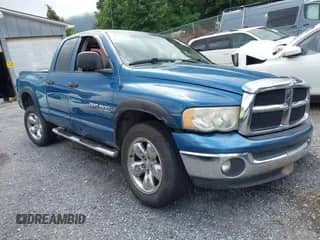 2005 Dodge 1500 SLT z VIN 1D7HU18D05S191716, wystawiony jako IAAI lot #42938907 z przebiegiem 203 491 mil mil oraz . Historia ofert i sprzedaży dostępna na DreamBid. Obrazek 1.
