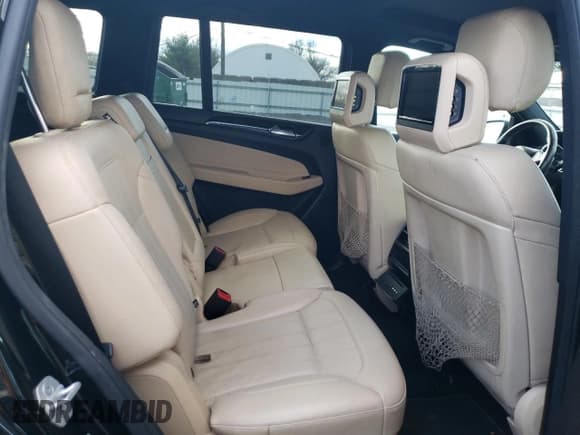 ✅ 2017 Mercedes-Benz GLS 450 • VIN: 4JGDF6EE2HA749388 • Лот: 92575165. Опубликован ранее на Copart с пробегом 127 703 миль. Бесплатный доступ к архиву аукционных продаж из США и подробный отчёт об истории автомобиля на DreamBid. Изображение 11.