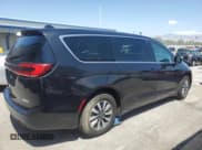 ✅ 2022 Chrysler Pacifica Hybrid Touring L • VIN: 2C4RC1L73NR167110 • Лот: 59315415. Опубликован ранее на Copart с пробегом 84 033 миль. Бесплатный доступ к архиву аукционных продаж из США и подробный отчёт об истории автомобиля на DreamBid. Изображение 3.