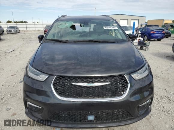 ✅ 2021 Chrysler Pacifica Hybrid Touring L • VIN: 2C4RC1L75MR596571 • Lot: 85548285. Wystawiony na Copart z przebiegiem 51 605 mil. Bezpłatny archiwum sprzedaży aukcyjnych z USA i szczegółowy raport historii pojazdu na DreamBid. Zdjęcie 5.