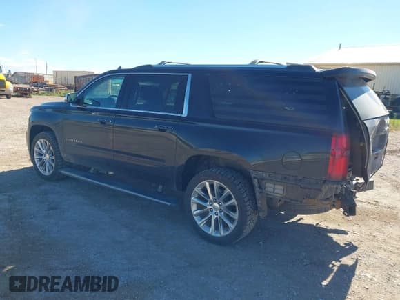✅ 2019 Chevrolet Suburban Premier • VIN: 1GNSKJKJ1KR244132 • Lot: 43398687. Listed on IAAI with 101,893 mi. Free auction sales archive from the USA and detailed vehicle history report at DreamBid. Image 3.