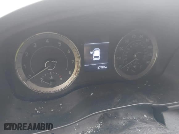 ✅ 2021 Hyundai Venue SEL • VIN: KMHRC8A32MU112542 • Lot: 41734014. Listed on IAAI with 67,602 mi. Free auction sales archive from the USA and detailed vehicle history report at DreamBid. Image 7.