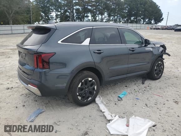 ✅ 2024 Kia Sorento S • VIN: 5XYRL4JC1RG291856 • Lot: 82047935. Listed on Copart with 23,183 mi. Free auction sales archive from the USA and detailed vehicle history report at DreamBid. Image 3.