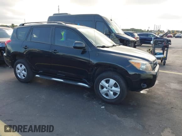 ✅ 2006 Toyota RAV4 • VIN: JTMZD33V066002955 • Lot: 43757256. Wystawiony na IAAI z przebiegiem 140 854 mil. Bezpłatny archiwum sprzedaży aukcyjnych z USA i szczegółowy raport historii pojazdu na DreamBid. Zdjęcie 1.