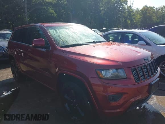 ✅ 2015 Jeep Grand Cherokee Laredo • VIN: 1C4RJFAG1FC853579 • Лот: 42567354. Опубликован ранее на IAAI с пробегом 99 930 миль. Бесплатный доступ к архиву аукционных продаж из США и подробный отчёт об истории автомобиля на DreamBid. Изображение 1.
