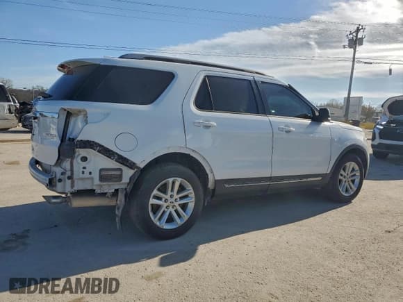 ✅ 2016 Ford Explorer XLT • VIN: 1FM5K7D85GGB49946 • Лот: 96826475. Опубликован ранее на Copart с пробегом 97 072 миль. Бесплатный доступ к архиву аукционных продаж из США и подробный отчёт об истории автомобиля на DreamBid. Изображение 3.