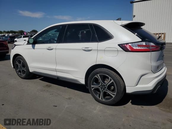 ✅ 2022 Ford Edge ST • VIN: 2FMPK4AP5NBA08883 • Lot: 68768025. Wystawiony na Copart z przebiegiem 27 698 mil. Bezpłatny archiwum sprzedaży aukcyjnych z USA i szczegółowy raport historii pojazdu na DreamBid. Zdjęcie 2.