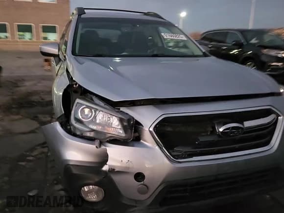 ✅ 2018 Subaru Outback Premium • VIN: 4S4BSACC5J3312017 • Lot: 91660825. Listed on Copart with 102,798 mi. Free auction sales archive from the USA and detailed vehicle history report at DreamBid. Image 15.