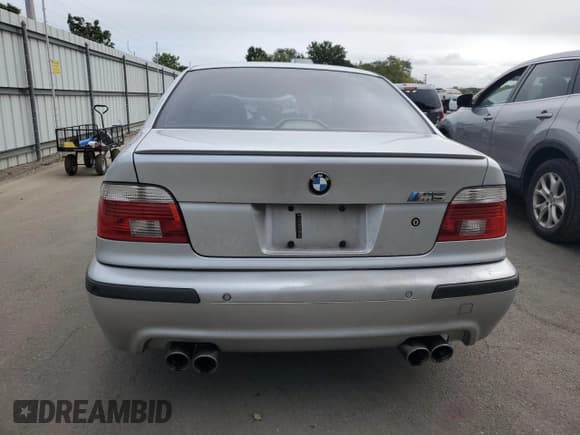 ✅ 2003 BMW 5 Series M5 • VIN: WBSDE93473CF93330 • Лот: 70384454. Опубликован ранее на Copart с пробегом Не указан. Бесплатный доступ к архиву аукционных продаж из США и подробный отчёт об истории автомобиля на DreamBid. Изображение 6.