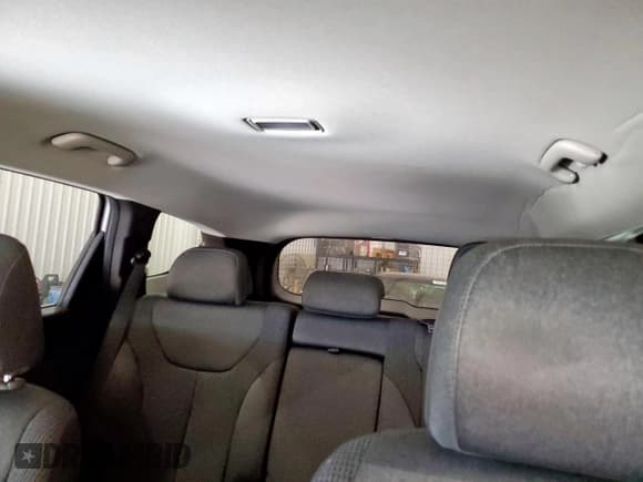 ✅ 2020 Hyundai Santa Fe SE • VIN: 5NMS23AD7LH279375 • Lot: 68691755. Listed on Copart with 102,931 mi. Free auction sales archive from the USA and detailed vehicle history report at DreamBid. Image 10.