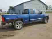 2010 Dodge Dakota Bighorn/Lonestar z VIN 1D7CW3BK2AS244711, wystawiony jako Copart lot #73563974 z przebiegiem 178 979 mil mil oraz Czysty tytuł • Clean title. Historia ofert i sprzedaży dostępna na DreamBid. Obrazek 3.